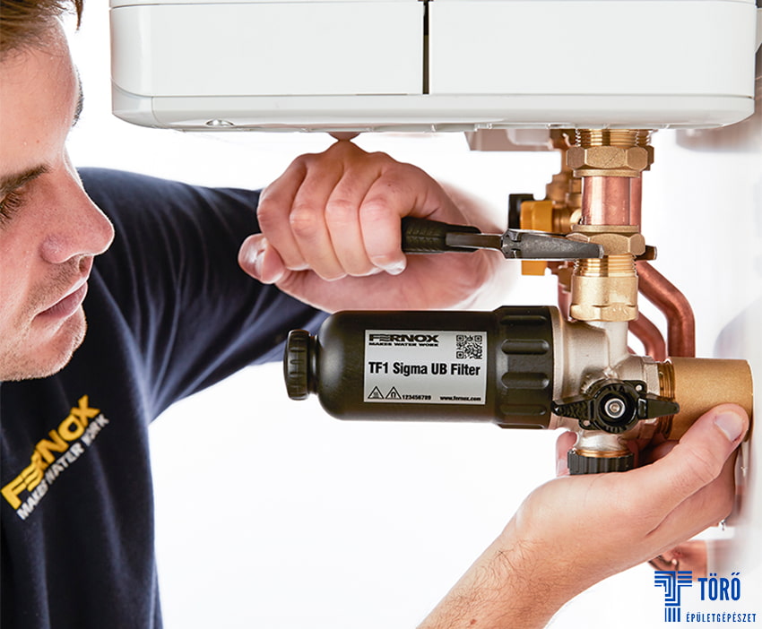 Fernox TF1 Sigma UB Filter 3/4 mágneses iszapleválasztó